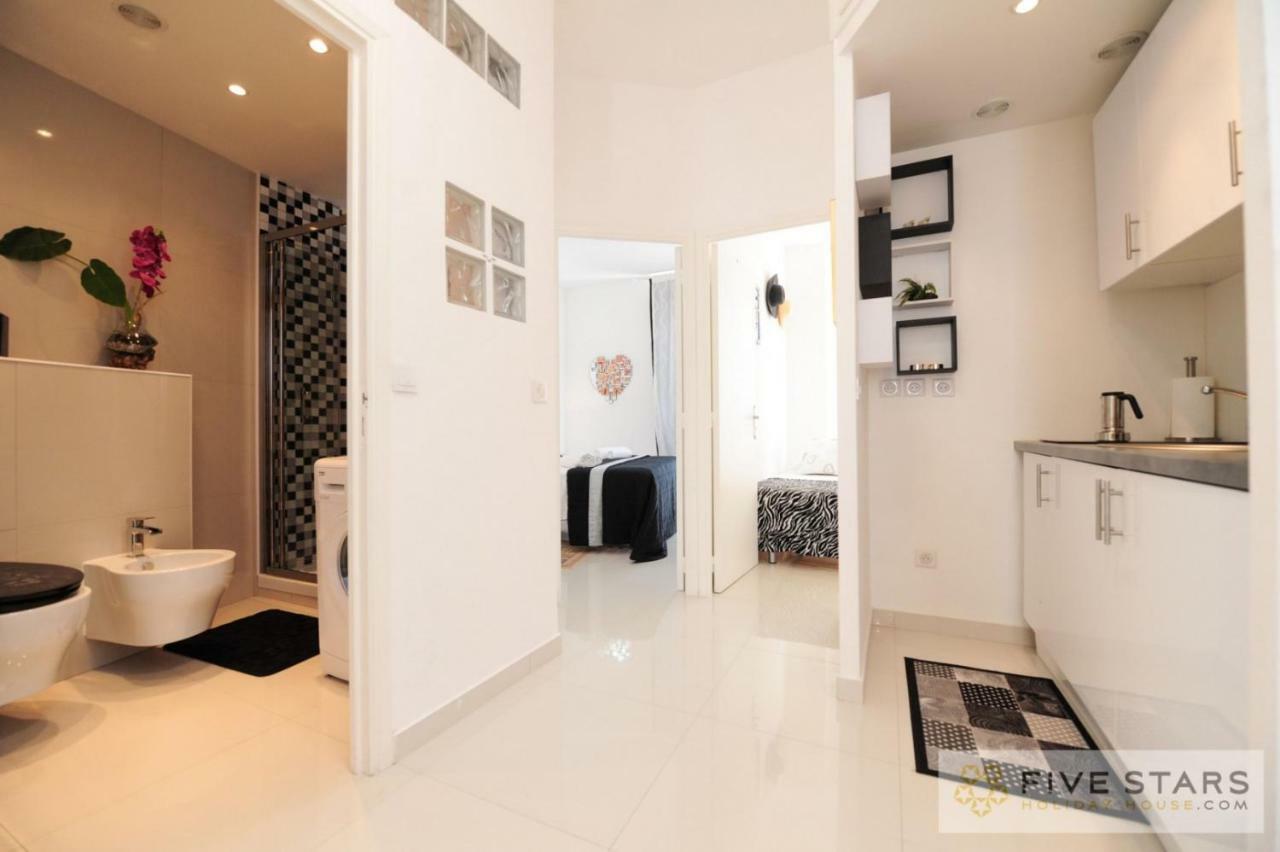Mini Suite Bijou - Five Stars Holiday House Ница Екстериор снимка